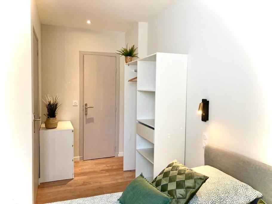 Le Palm Appartement Elegant & Design En Bord Riviere Collobrieres Bagian luar foto