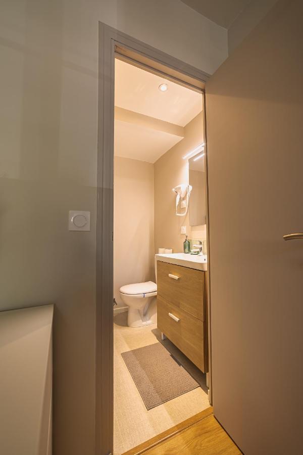 Le Palm Appartement Elegant & Design En Bord Riviere Collobrieres Bagian luar foto